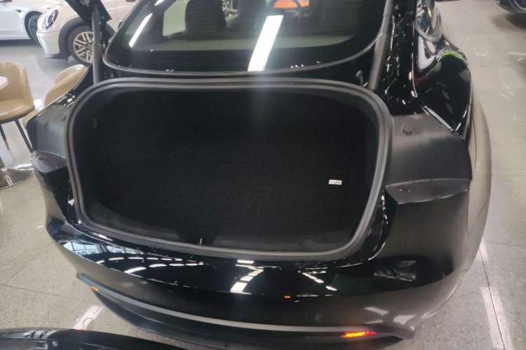 Used Tesla Model 3 
