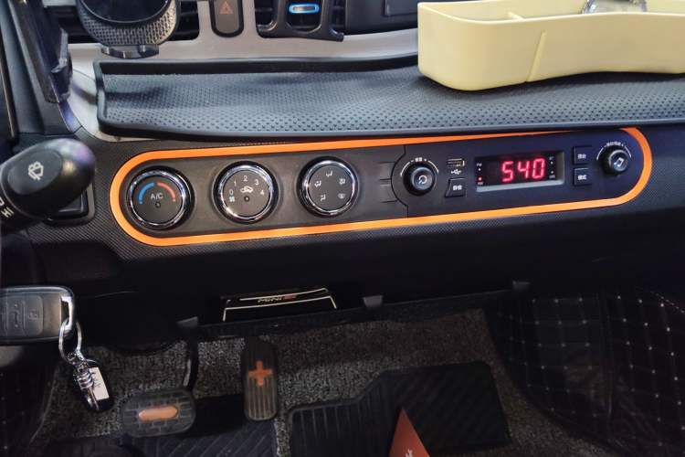 Used Wuling Hongguang MINIEV 2020 Enjoyment Model Lithium Iron Phosphate