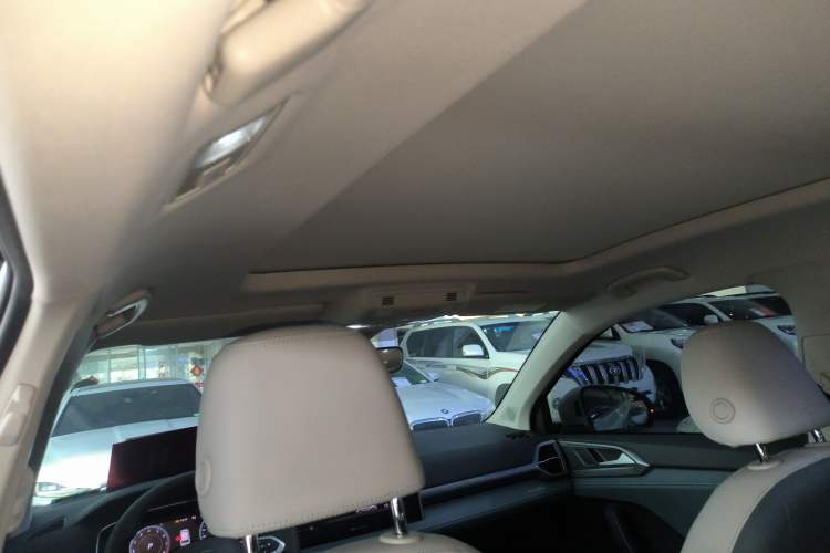 Used Volkswagen Tharu 2024 300TSI Two-Wheel-Drive Full Moon Edition
