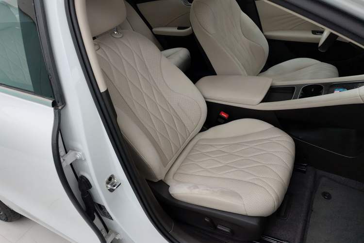 Used Roewe D7 2023 EV 510km Rear-Drive Flagship Edition