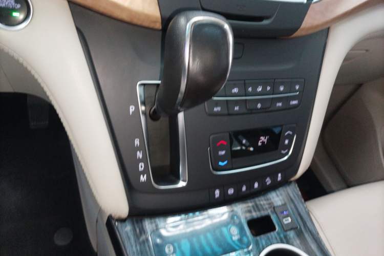 Used Buick GL8 2018 ES 28T Comfort Model China VI Standard
