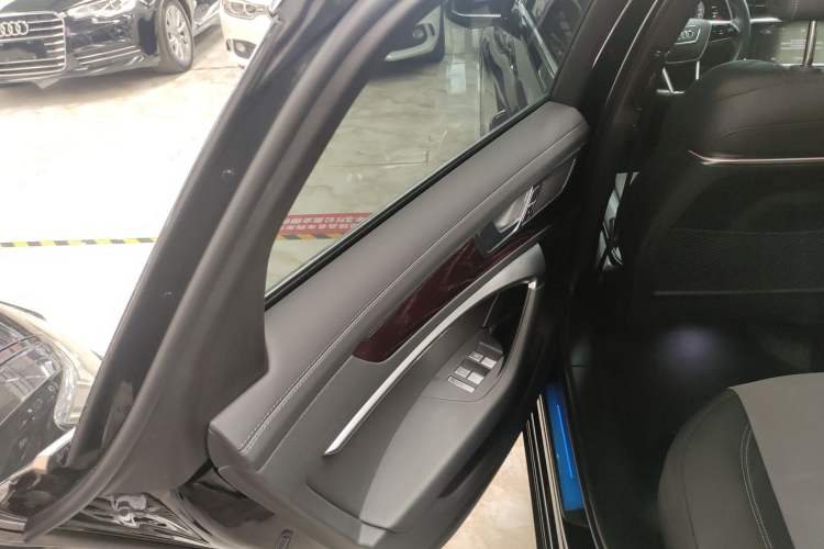 Used Audi A6L 2024 45 TFSI Prestige Dynamic Edition
