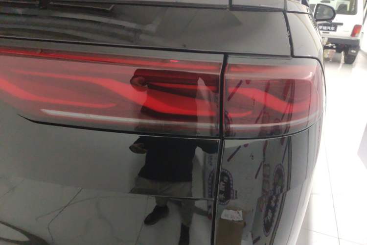 Used BYD Xia 2025 DM-i 1.5T 180km Beyond Edition
