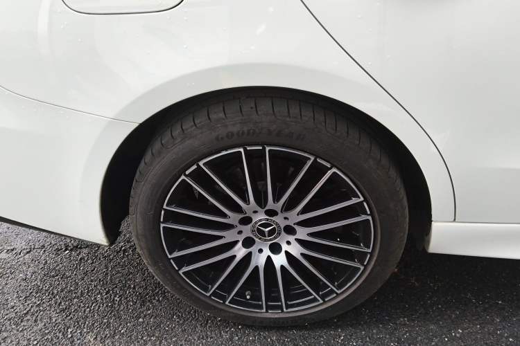 Used Mercedes-Benz C-Class 2024 Restyled C 260 L Sport Edition