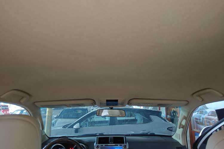 Used Toyota Prado 2014 2.7L Middle East Version Parallel Import