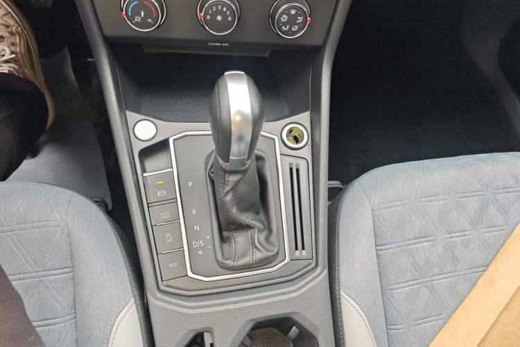 Used Volkswagen Lavida 2024 300TSI DSG Full-Comfort Edition