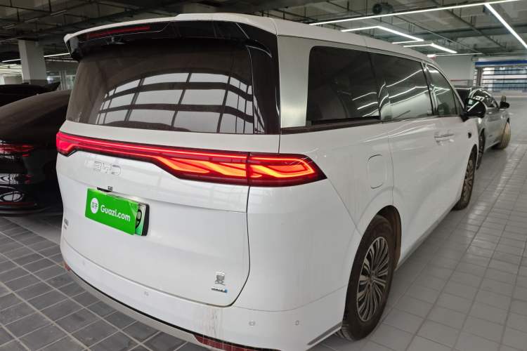 Used BYD Xia 2025 DM-i 1.5T 180km Beyond Edition
