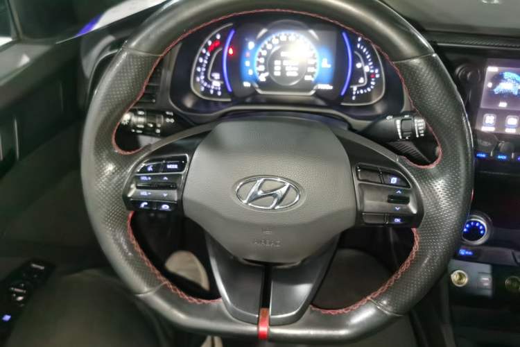 Used Hyundai Elantra 2020 1.4T Dual-Clutch Xuan Dong · Dynamic Version

