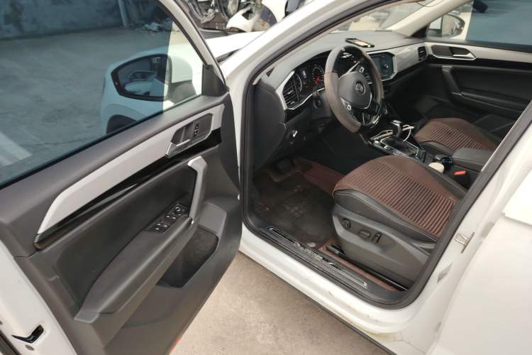 Used Volkswagen Tayron 2019 330TSI Two-Wheel Drive Luxury Model China VI Standard