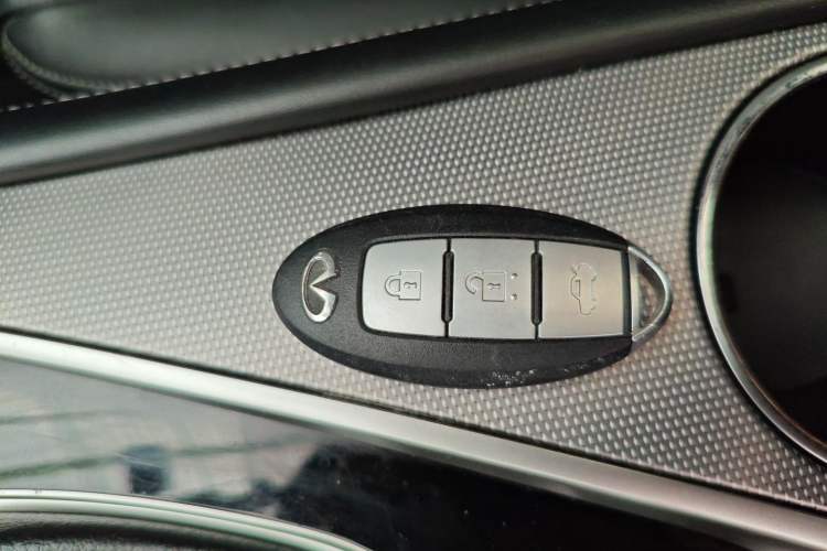 Used Infiniti Q50L 2016 2.0T Ambition Edition
