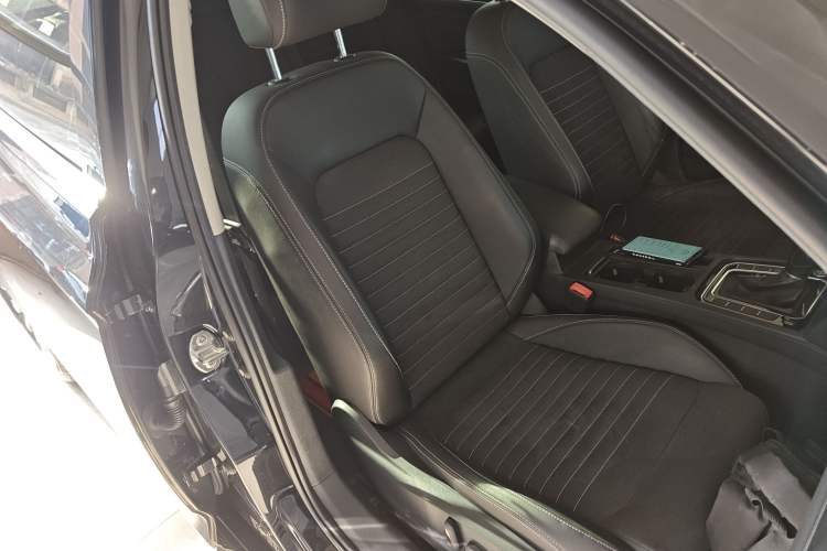 Used Volkswagen Magotan 2020 330TSI DSG Luxury Edition
