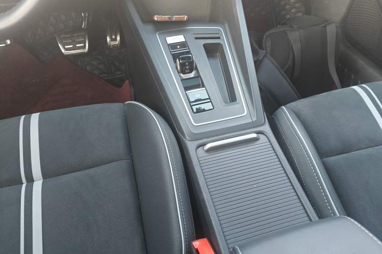 Used Volkswagen Golf 2021 280TSI DSG R-Line
