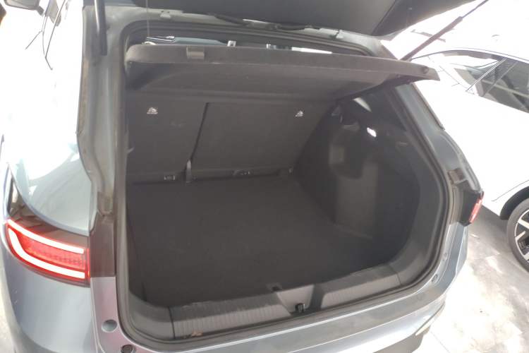 Used Volkswagen ID.4 X 2025 Smart Version Pure & Intelligent Enjoyment Edition
