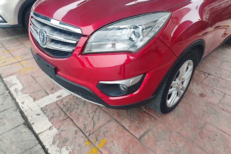 Used Changan CS35 2014 1.6L Automatic Luxury Navigation Model China IV Standard

