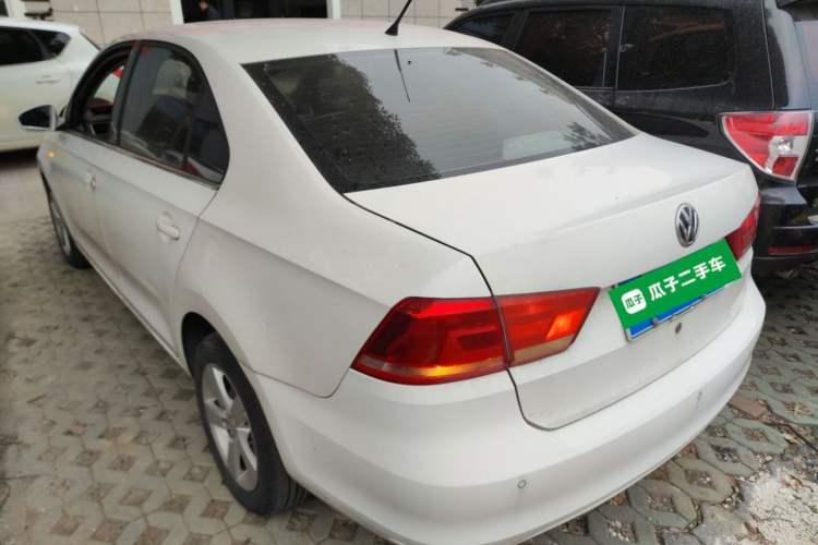 Used Volkswagen Santana 2015 1.6L Manual Comfort Edition