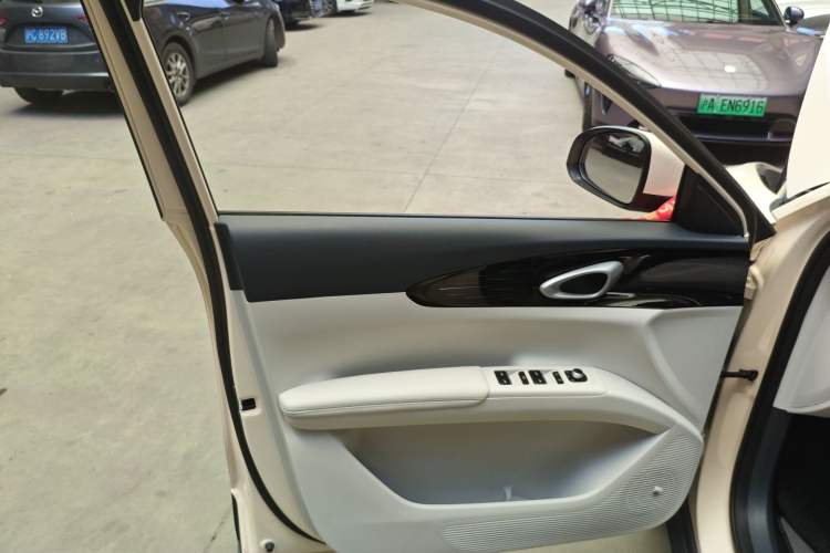 Used  Geome 2025 410 km Free Version
