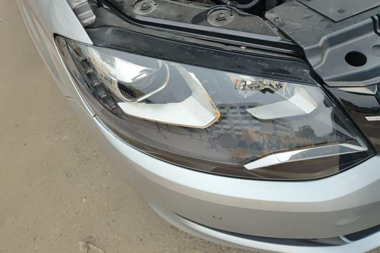 Used Volkswagen Sharan 2018 Revised Version 380TSI Comfort Edition 7-Seater
