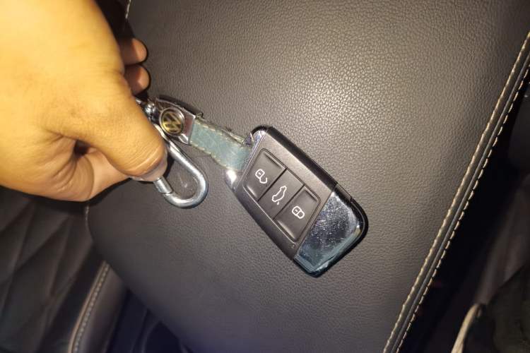 Used Volkswagen Passat 2019 380TSI Luxury Edition China VI Standard
