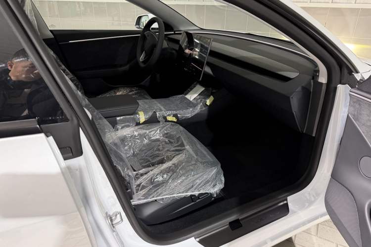 Used Tesla Model 3 2025 Updated Version Long-Range All-Wheel Drive
