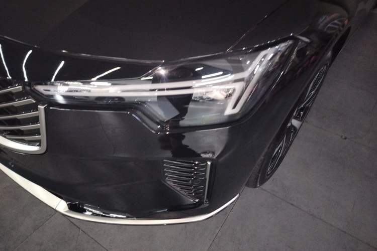 Used Volvo S90 2026 B5 Zhiyi Luxury Edition
