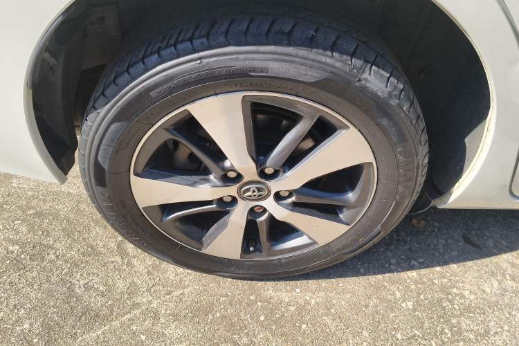 Used Toyota Levin 2018 Dual-Engine 1.8H GS-V E-CVT Prestige Version China VI Standard
