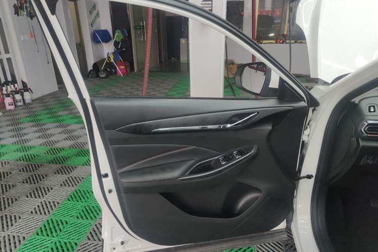 Used Oshan X5 2021 1.6L CVT Youth Edition
