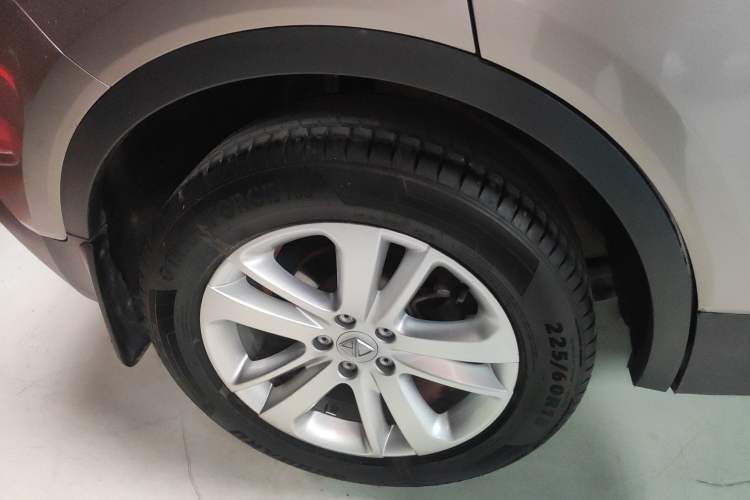 Used BORGWARD BX5 2017 20TGDI Automatic Two-Wheel Drive Pioneer Edition
