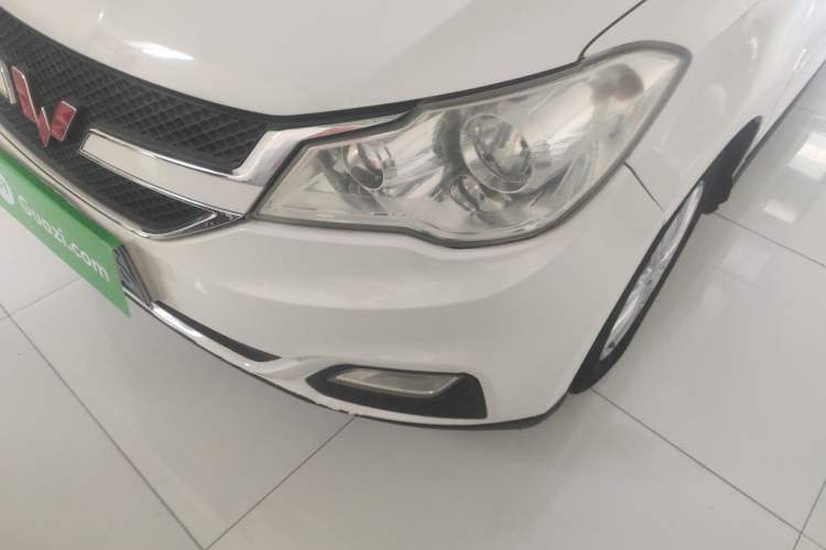 Used Wuling Hongguang 2015 1.5L S1 Comfort China V Standard
