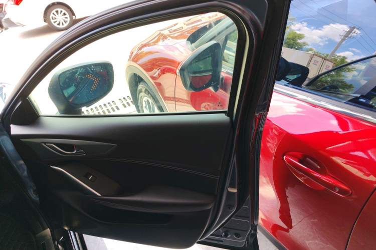 Used Mazda CX-4 2018 2.0L Automatic Two-Wheel Drive Blue Sky Luxury Edition
