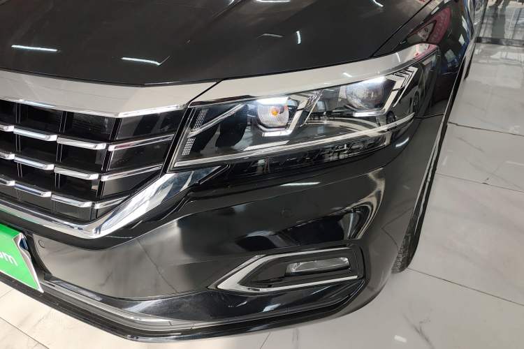 Used Volkswagen Passat 2020 330TSI Elite Edition China VI
