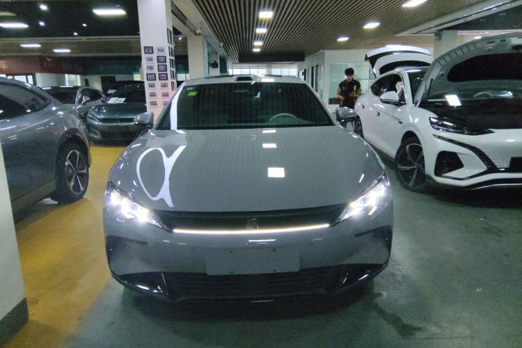Used BYD Han 2025 EV Intelligent Driving Edition 701KM LiDAR Flagship Model
