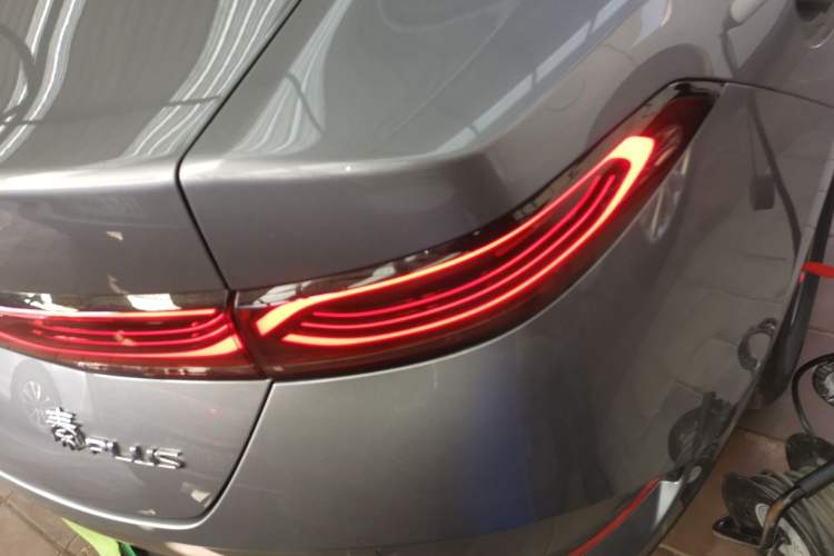 Used BYD Qin PLUS 2025 DM-i Smart Drive 55KM Leading Model
