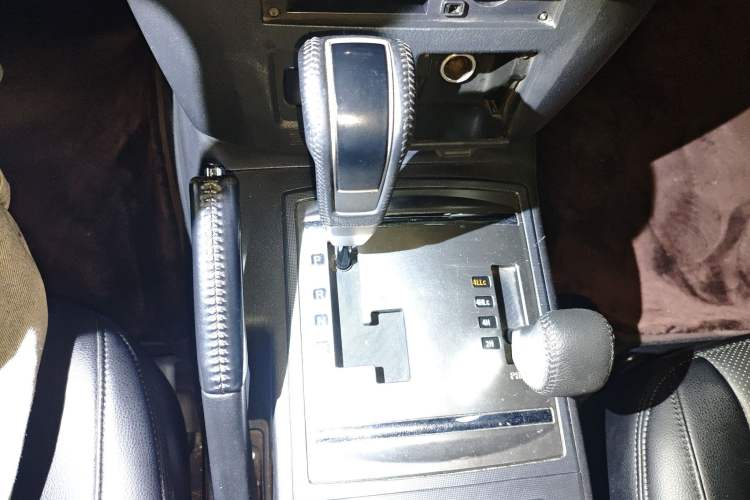 Used Mitsubishi Pajero (Import) 2018 3.0L Automatic Standard Edition