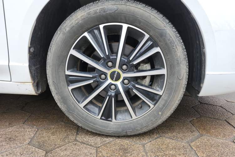 Used Roewe i5 2021 1.5L CVT Diamond Edition
