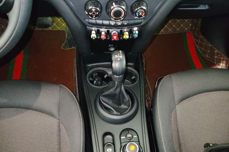 Used  Countryman 2018 1.5T COOPER Special Edition
