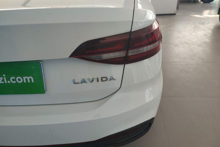 Used Volkswagen Lavida 2023 1.5L Automatic De Yi Edition
