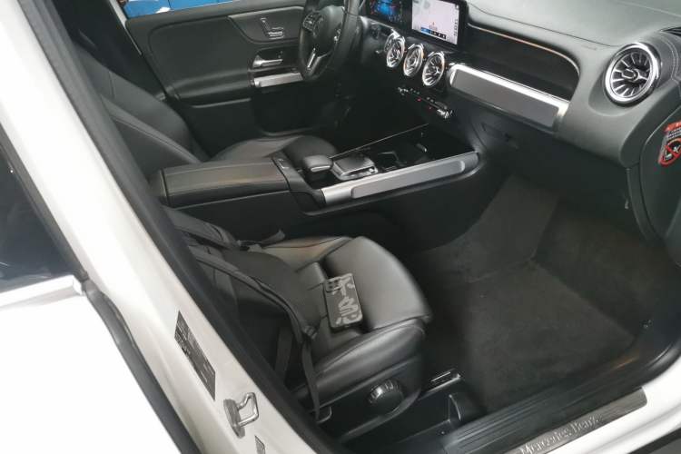 Used Mercedes-Benz GLB 2021 GLB 200 Dynamic Edition
