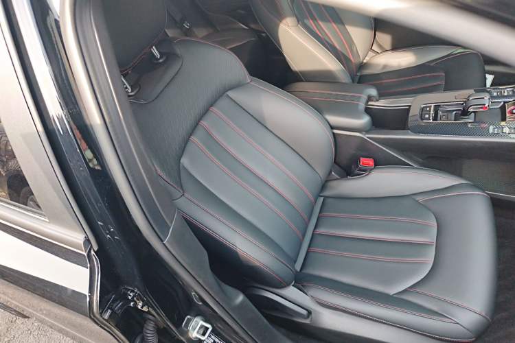 Used GAC Trumpchi EMPOW 2023 Shadow Leopard H Smart Hybrid Edition
