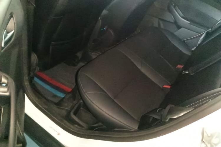 Used Ford Focus 2018 Hatchback Classic 1.6L Automatic Comfort Plus SmartDrive Edition