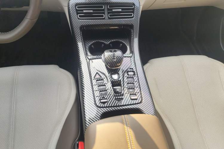 Used BYD Qin PLUS 2024 HONOR Edition DM-i 55KM Leading Model
