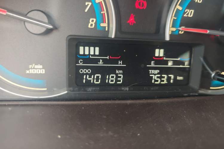 Used Baojun 730 2014 1.5L manual Comfort version 7 seats
