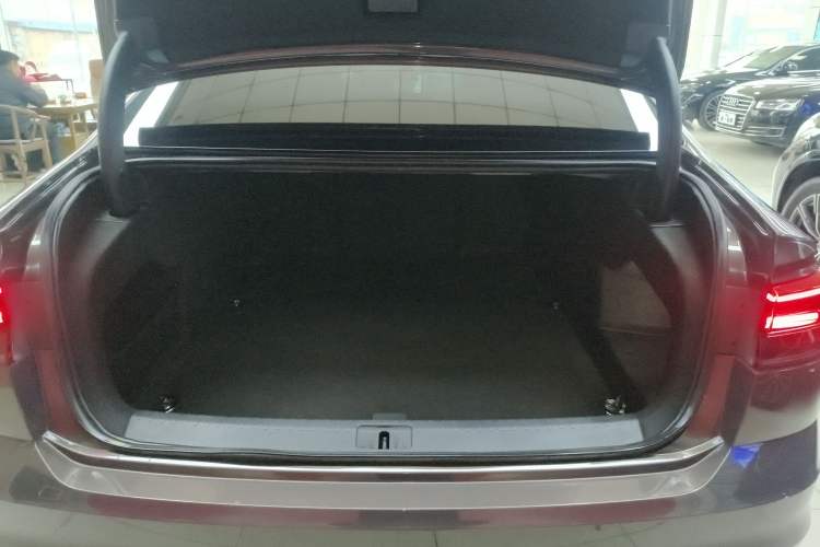 Used Volkswagen Phideon 2016 380TSI Two-Wheel-Drive Supreme Edition