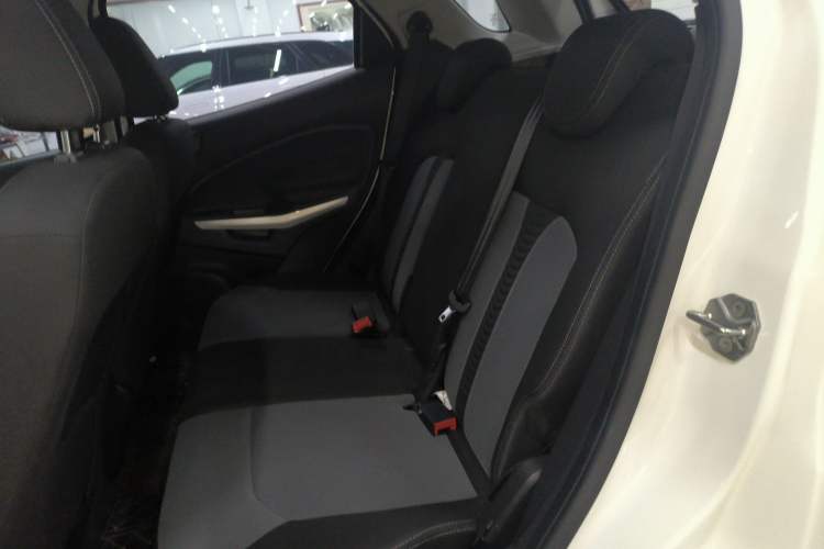 Used Ford EcoSport 2013 1.5L Automatic Fashion Model
