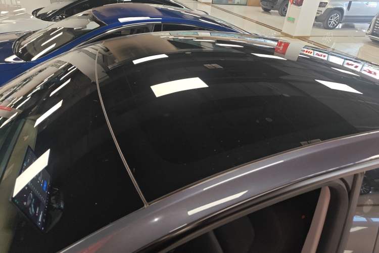 Used Tesla Model Y 2021 Long-Range All-Wheel-Drive Version 3D7