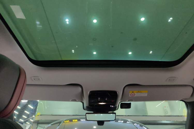 Used Land Rover Range Rover Sport 2024 400PS Dynamic SE
