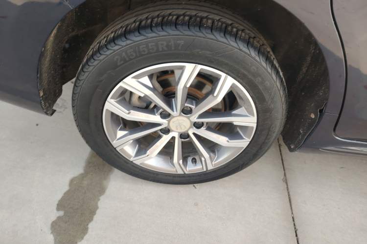 Used BYD Song MAX 2019 1.5T Automatic Smart Connect Ruiyi Sunroof Model 7 Seats China VI Standard
