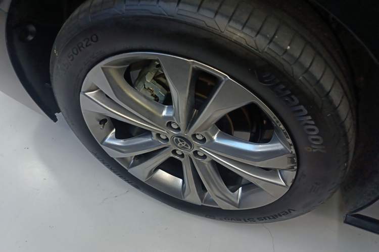 Used Toyota Sienna 2024 2.5L Hybrid Luxury Edition