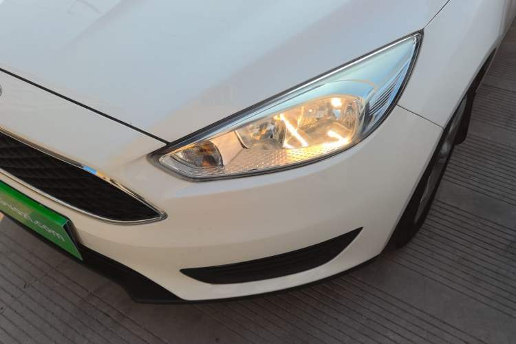 Used Ford Focus 2018 Hatchback Classic 1.6L Automatic Comfort Plus SmartDrive Edition