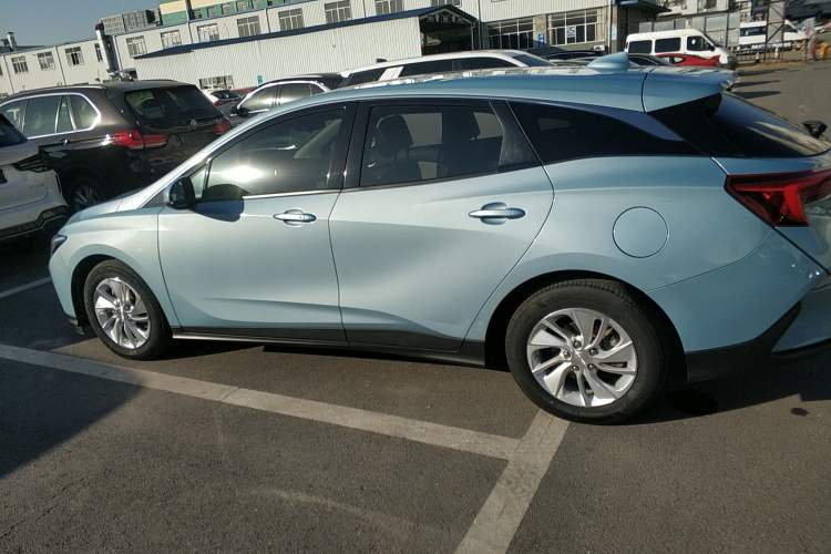 Used Buick Velite 6 2020 Plug-in Hybrid Connected Fashion Model
