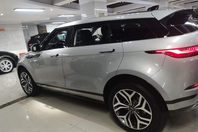 Used Land Rover Range Rover Evoque 2022 Facelifted Aurora L 249 PS R-Dynamic Luxury Edition
